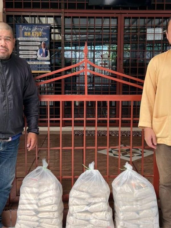 Sumbangan ke Surau Darul Hidayah, Taman Pinggiran Sri Gombak